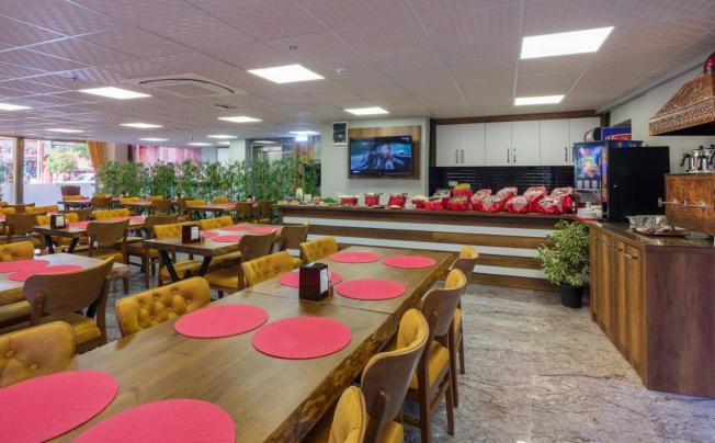 Фото отеля GRAND GULLUK HOTEL