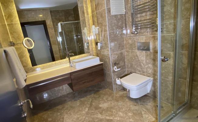 Фото отеля FOUR DOORS HOTEL