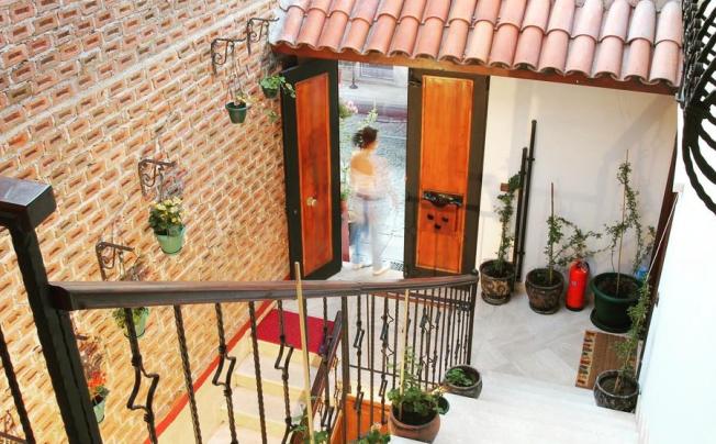 Фото отеля Villa Sphendone Suites Istanbul