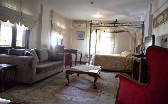Фото отеля Villa Sphendone Suites Istanbul