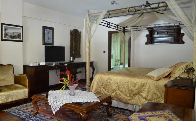 Фото отеля Villa Sphendone Suites Istanbul