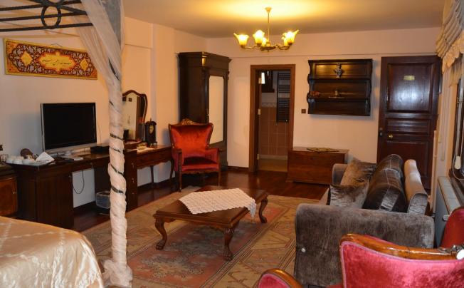 Фото отеля Villa Sphendone Suites Istanbul