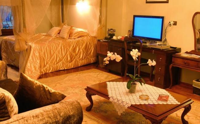 Фото отеля Villa Sphendone Suites Istanbul