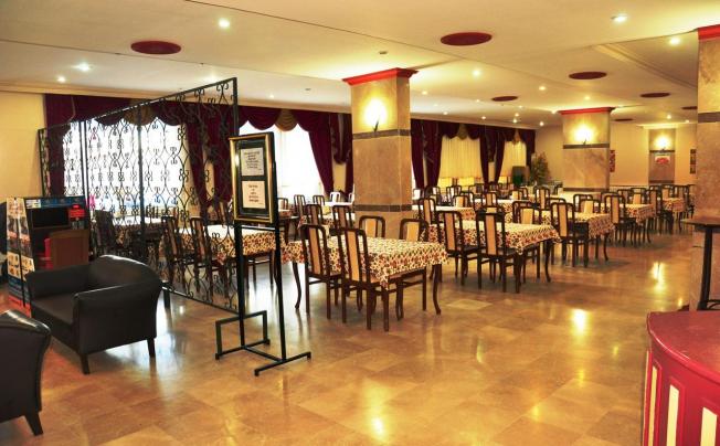 Фото отеля MUSTIS ROYAL PLAZA