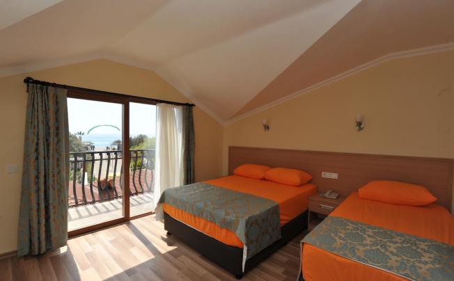 Фото отеля Magic Tulip Beach hotel
