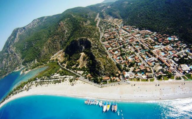 Фото отеля Magic Tulip Beach hotel
