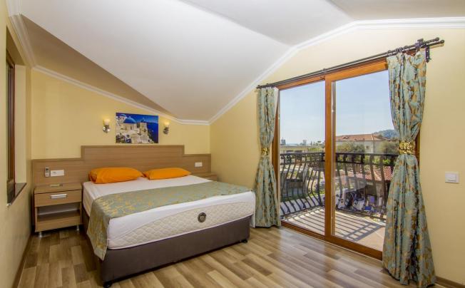 Фото отеля Magic Tulip Beach hotel
