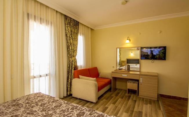 Фото отеля Magic Tulip Beach hotel