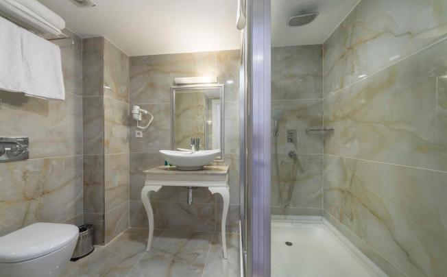 Фото отеля Kunlun Hotel Istanbul