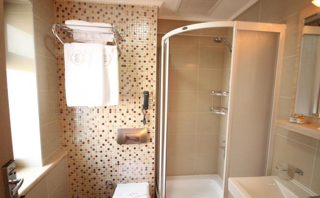 Фото отеля Q Inn Hotel Old City