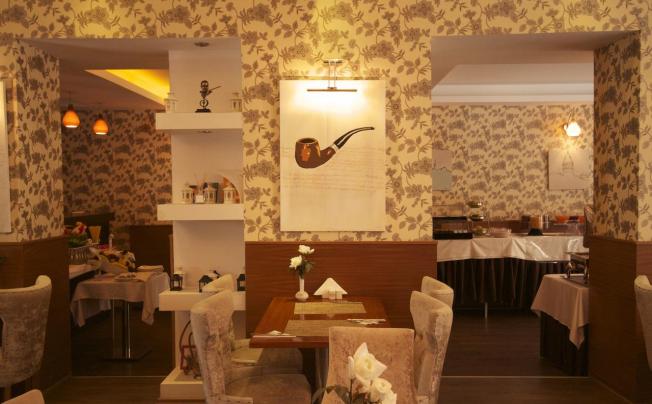 Фото отеля Q Inn Hotel Old City