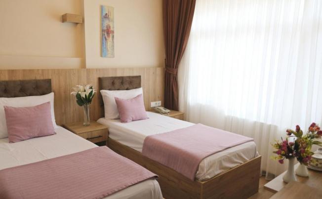 Фото отеля GREY HOUSE HOTEL