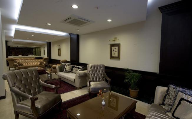 Фото отеля Maywood hotel