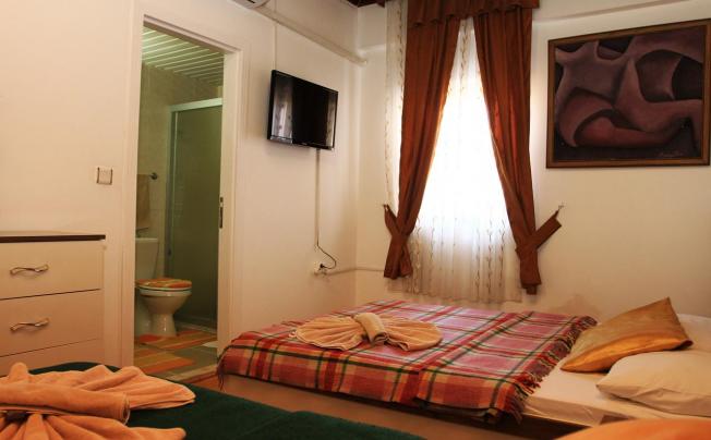 Фото отеля Grand Erken Hotel