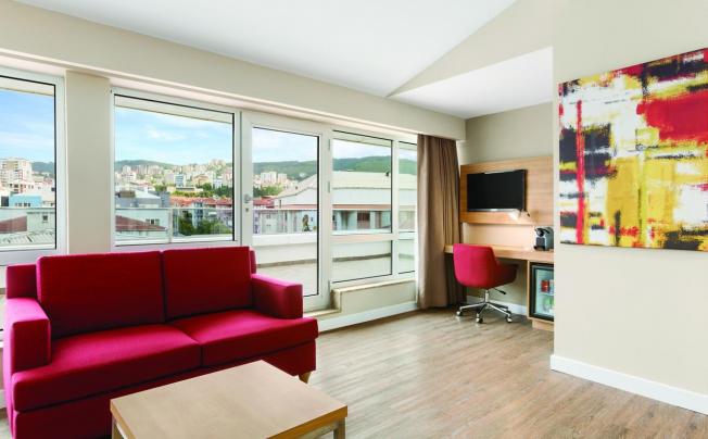 Фото отеля Ramada Encore By Wyndham Istanbul Kartal