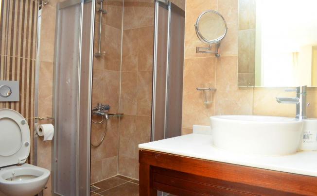 Фото отеля Sunbird Hotel