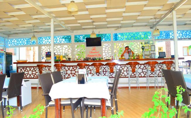 Фото отеля Sunbird Hotel