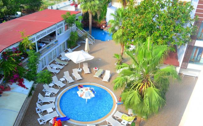 Фото отеля Sunbird Hotel