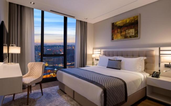 Фото отеля Movenpick Living Istanbul West