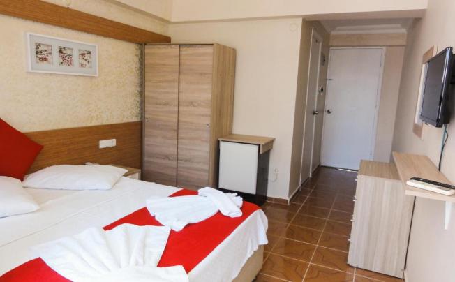 Фото отеля ALTINERSAN OTEL