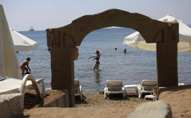 Фото отеля Leda Beach hotel