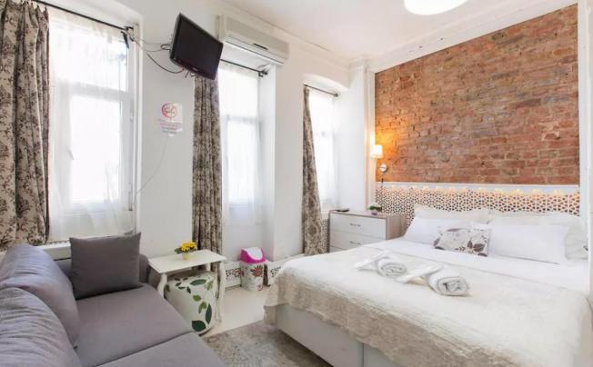 Фото отеля ISTANBUL TAKSIM GREEN HOUSE HOSTEL