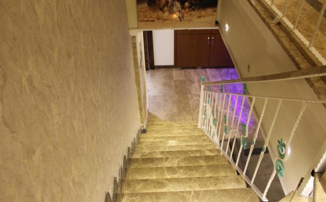 Фото отеля Omega Inn Hotel