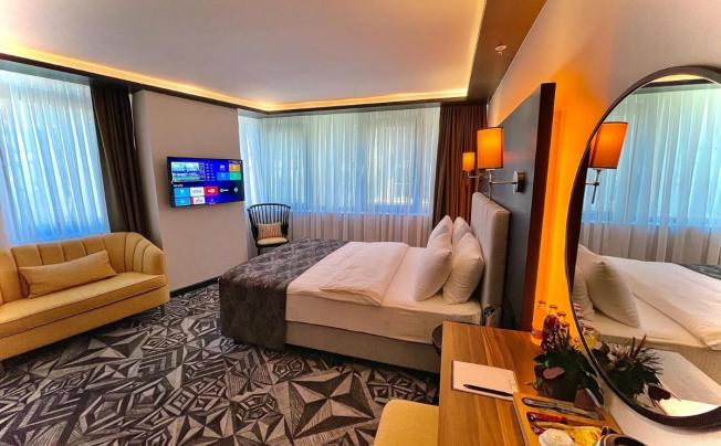 Фото отеля Weingart Hotel