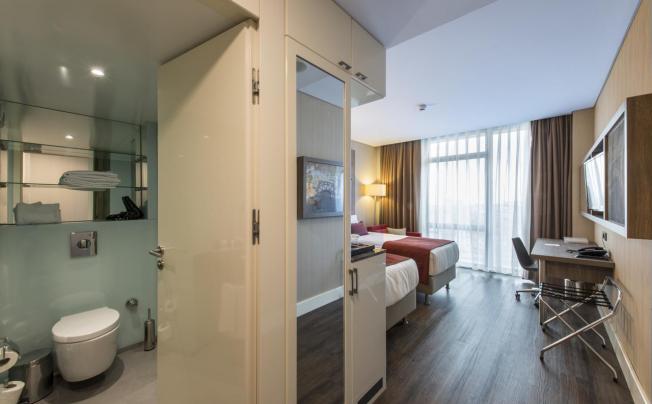 Фото отеля Ramada Encore Bayrampasa