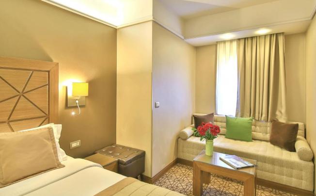 Фото отеля Ramada By Wyndham Istanbul Taksim