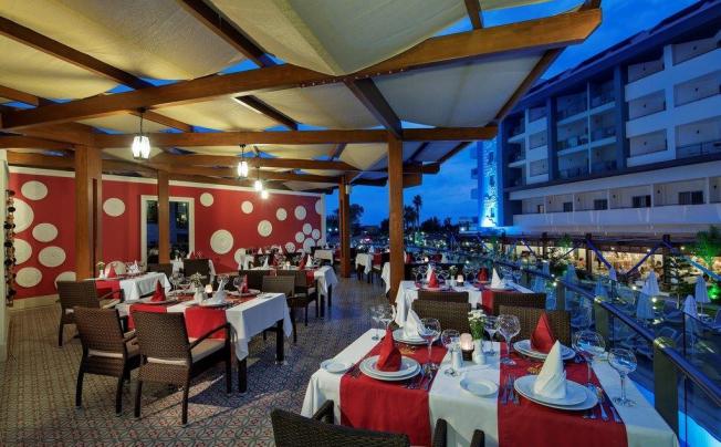 Фото отеля Seashell Resort & Spa