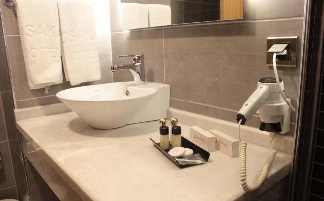 Фото отеля Osaka hotel