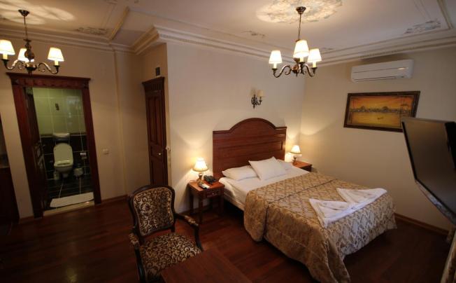 Фото отеля Tashkonak Studio Suites