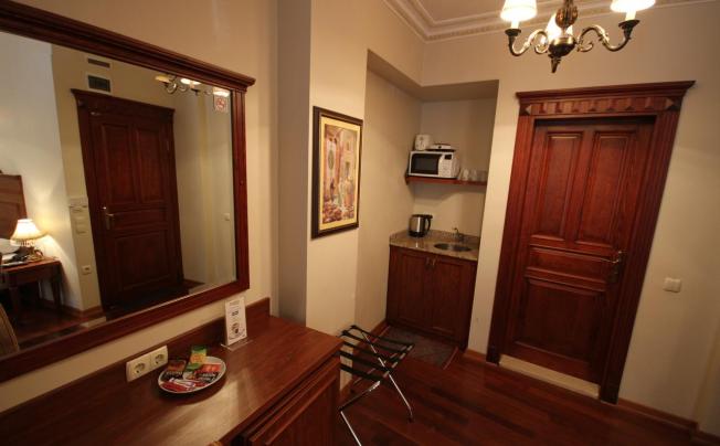 Фото отеля Tashkonak Studio Suites