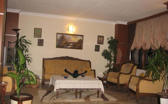 Фото отеля Mg Moms Hotel