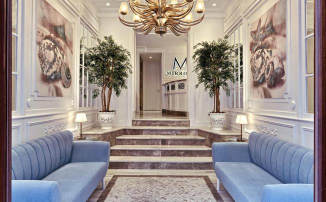 Фото отеля Mirrors Hotel