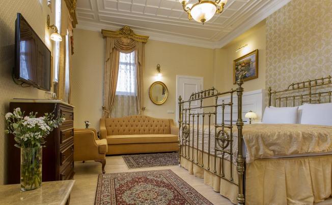 Фото отеля Darussaade hotel