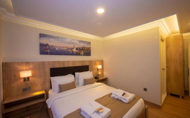 Фото отеля PORTA ROMANOS HOTEL