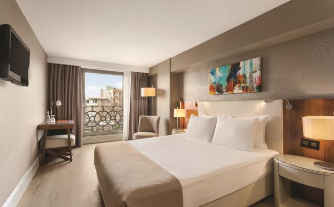 Фото отеля Ramada By Wyndham Istanbul Grand Bazaar