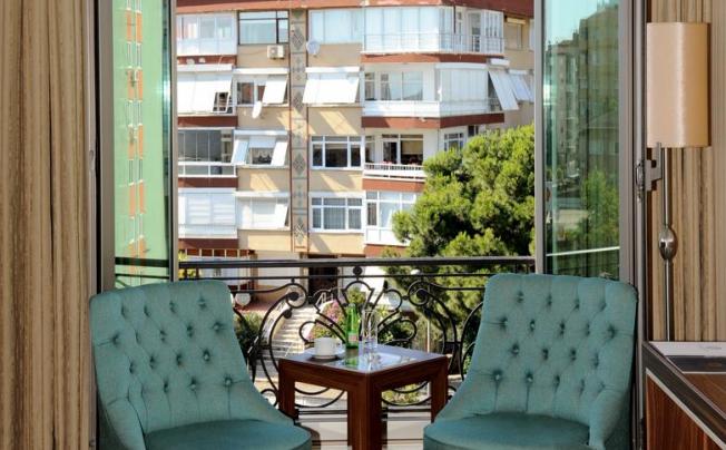 Фото отеля THE GRAND MIRA HOTEL