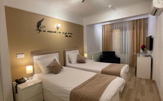 Фото отеля Cheers Printhouse Hotel