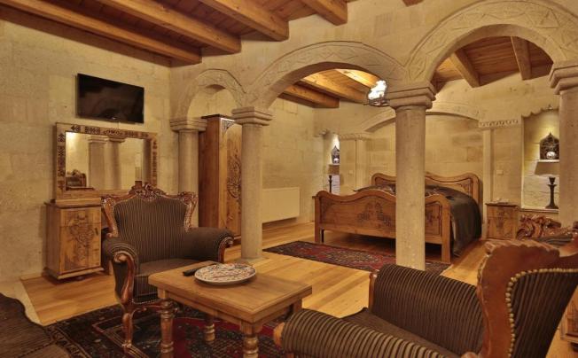 Фото отеля HARMAN CAVE HOTEL