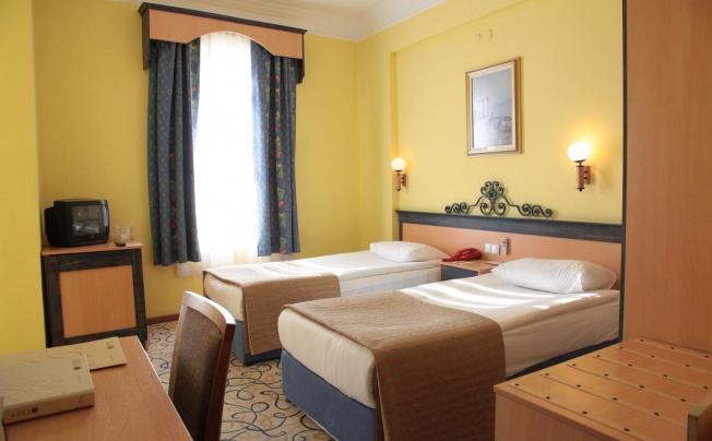 Фото отеля TASSARAY HOTEL