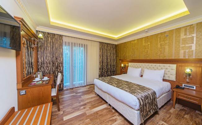 Фото отеля LAUSOS PALACE HOTEL