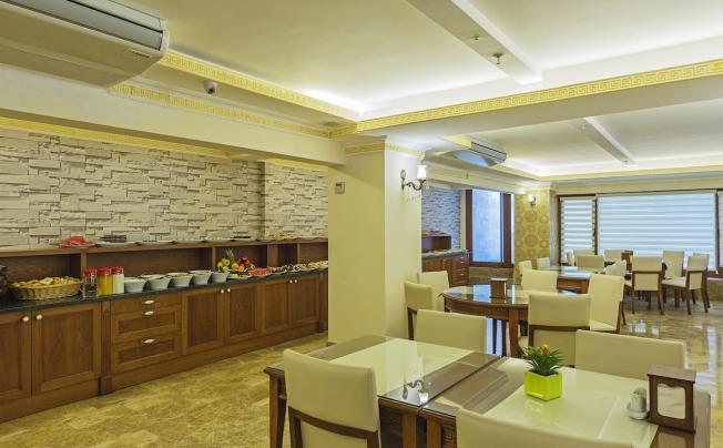 Фото отеля LAUSOS PALACE HOTEL