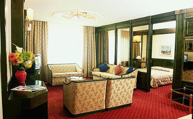 Фото отеля Istanbul Royal Hotel