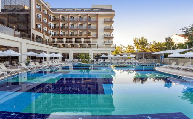 Фото отеля Glamour Resort & Spa Side
