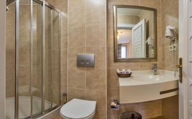 Фото отеля The Empress Theodora hotel