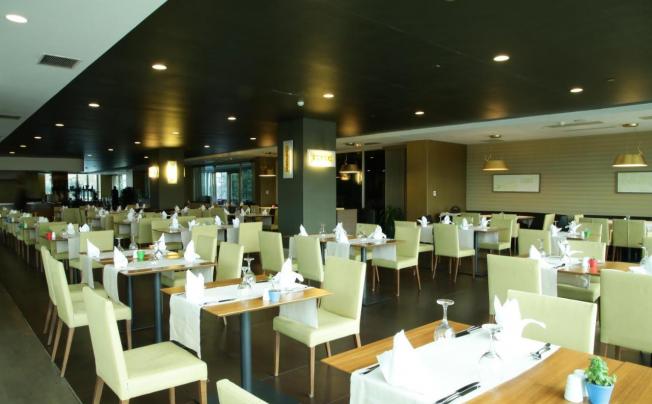 Фото отеля Cevahir Hotel Istanbul Asia