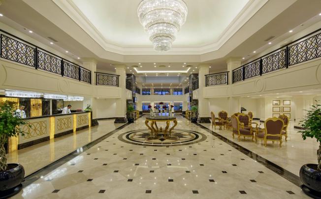 Фото отеля Bellis Deluxe Hotel